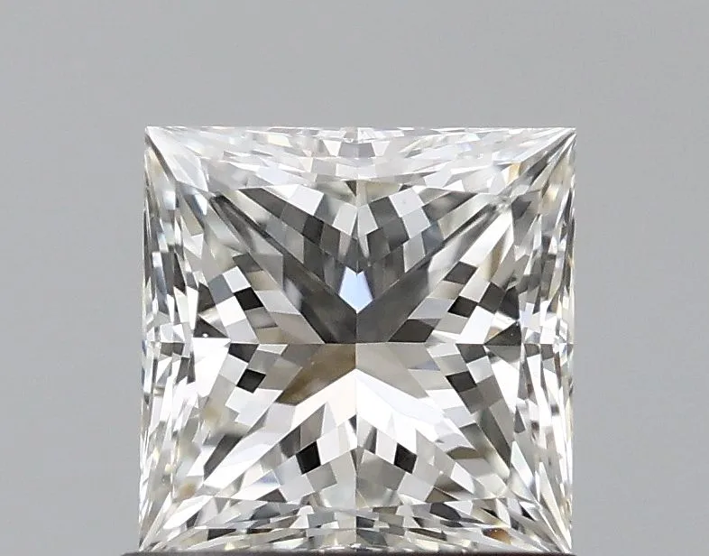 0.90ct PRINCESS H VS1 Natural diamond