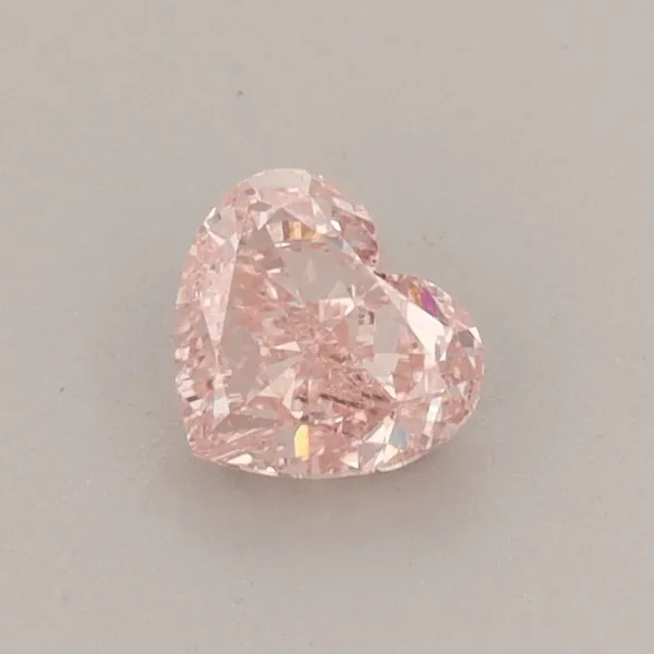 0.42ct HEART Fancy Vivid Pink VS1 Coloured Lab diamond