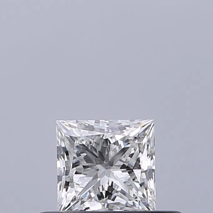 0.31ct PRINCESS F VVS1 Natural diamond