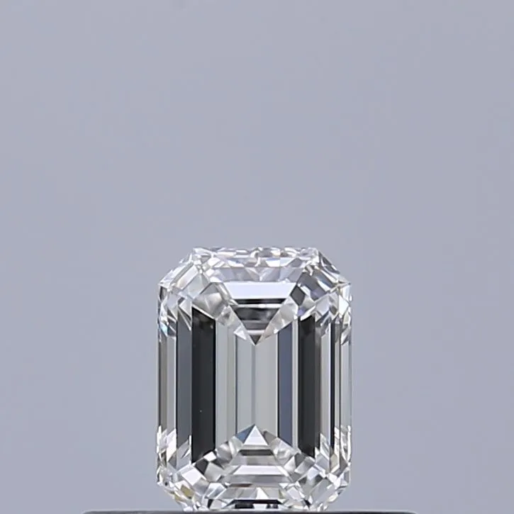 0.31ct EMERALD E VVS2 Natural diamond