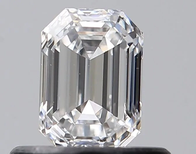 0.49ct EMERALD E VS1 Natural diamond