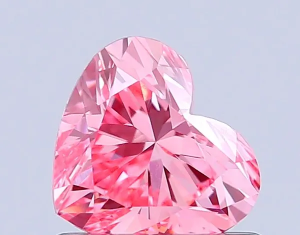 0.78ct HEART Fancy Vivid Pink VS1 Coloured Lab diamond