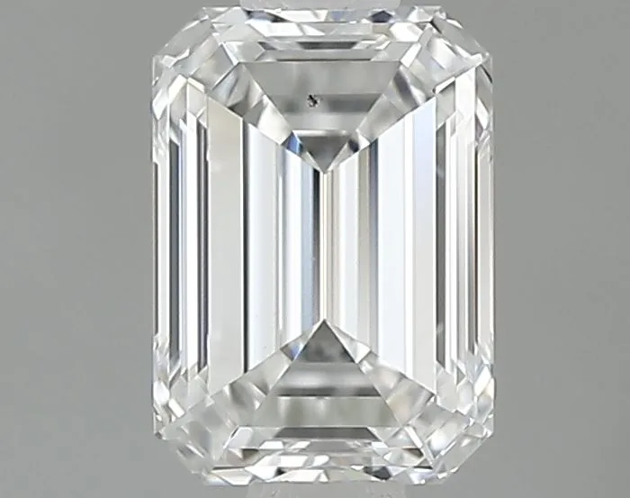0.61ct EMERALD E VS2 Natural diamond