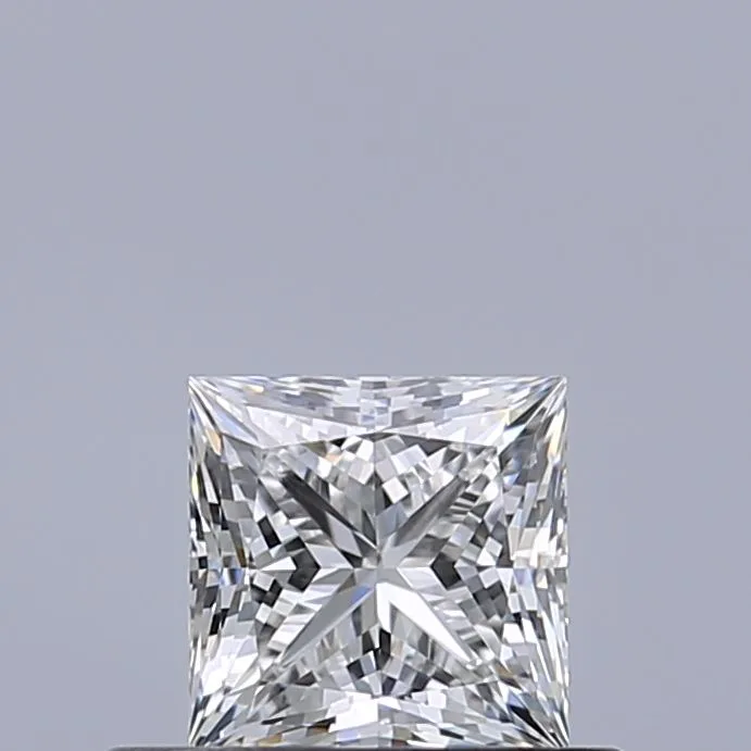 0.47ct PRINCESS E VVS2 Natural diamond
