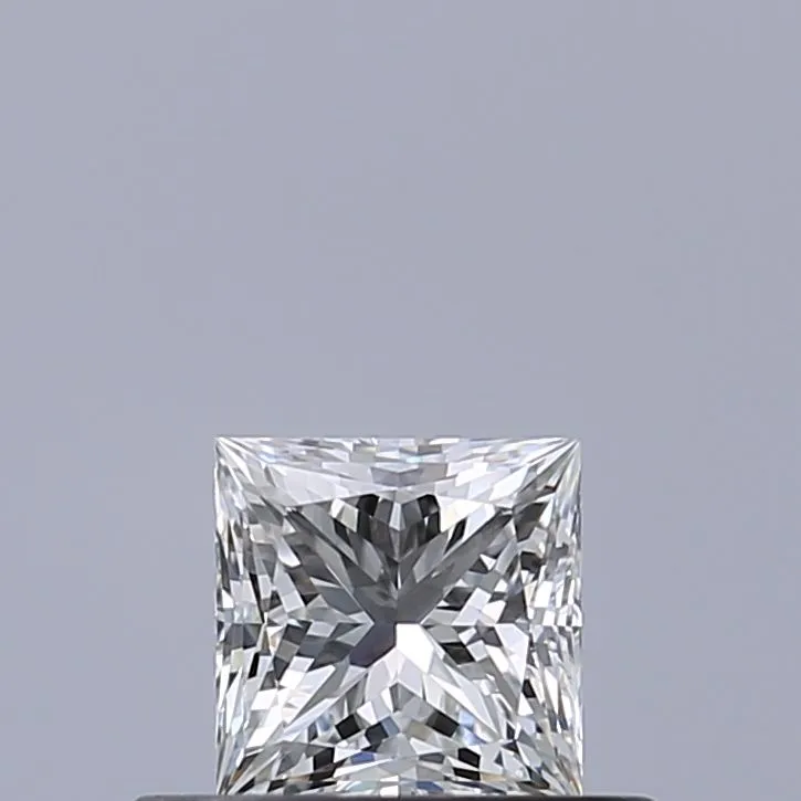 0.40ct PRINCESS E VVS2 Natural diamond