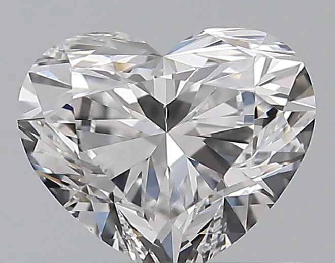 0.65ct HEART E VVS2 Natural diamond