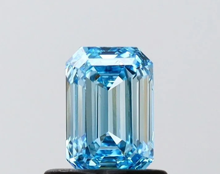 0.78ct EMERALD Fancy Intense Blue VS2 Coloured Lab diamond