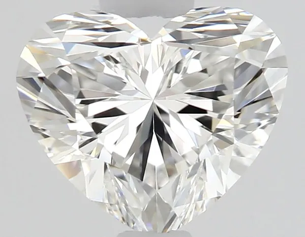 0.71ct HEART F VVS1 Natural diamond