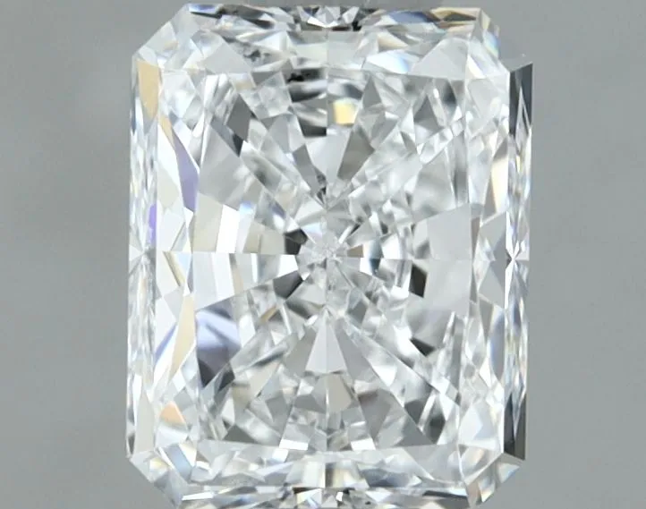 0.80ct RADIANT E VVS2 Natural diamond