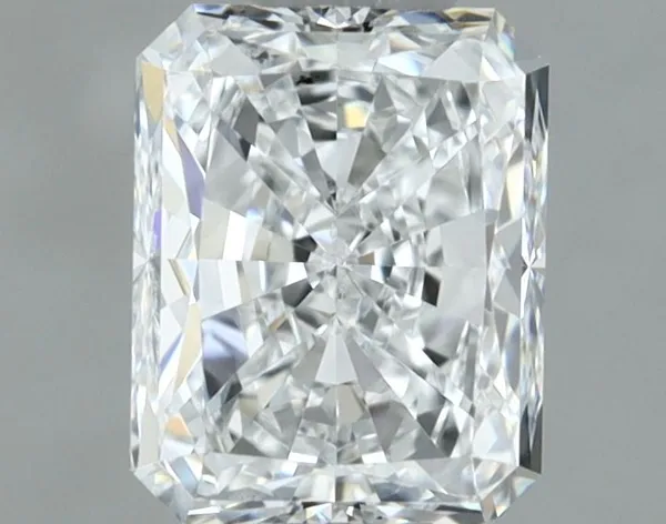 0.8ct RADIANT E VVS2 Natural diamond