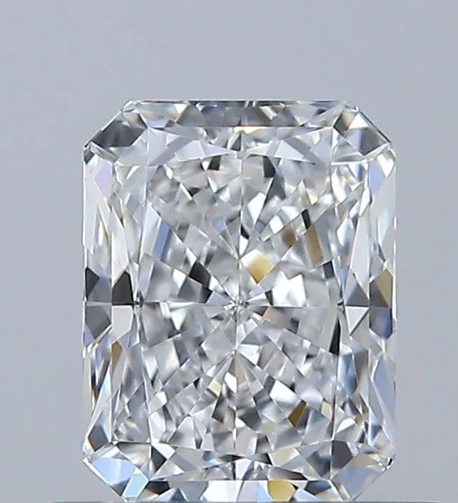 0.80ct RADIANT E VVS2 Natural diamond