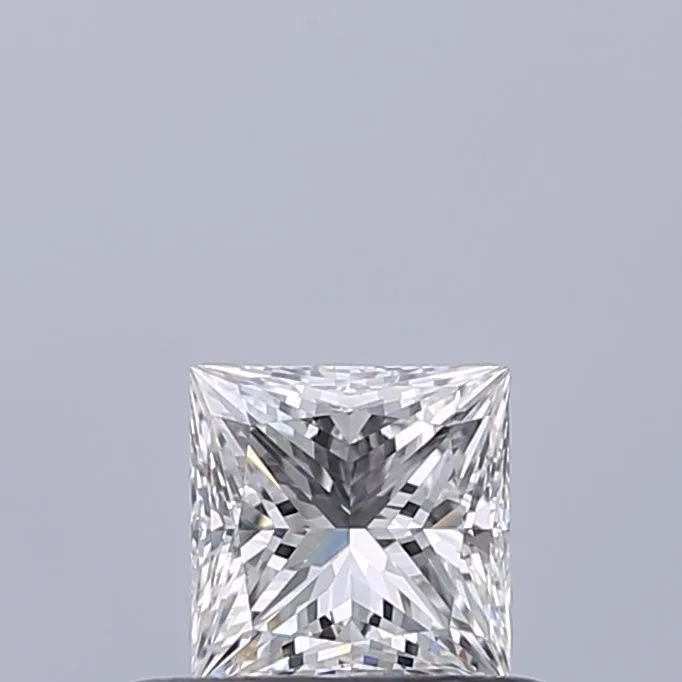 0.41ct PRINCESS E VVS2 Natural diamond