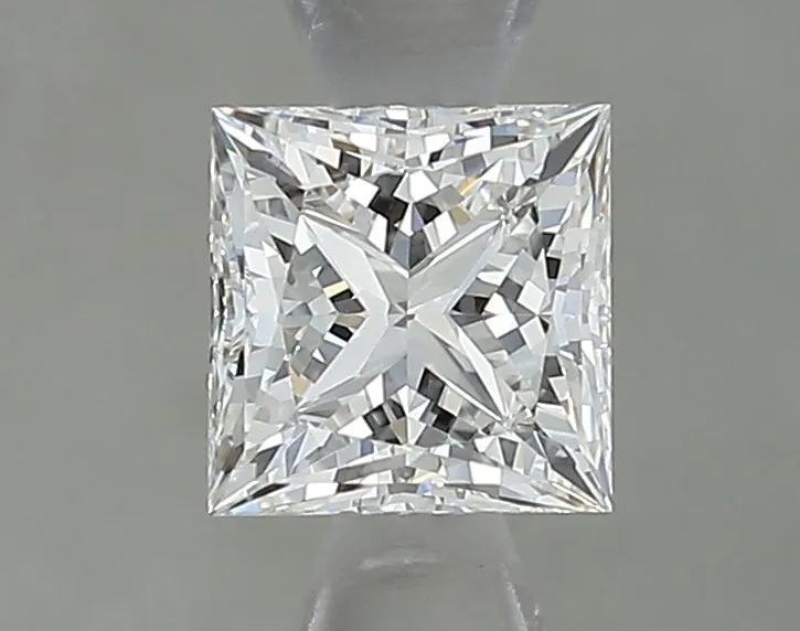 0.80ct PRINCESS F VVS2 Natural diamond