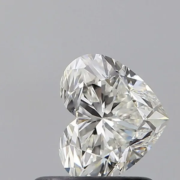 0.71ct HEART H VS1 Natural diamond