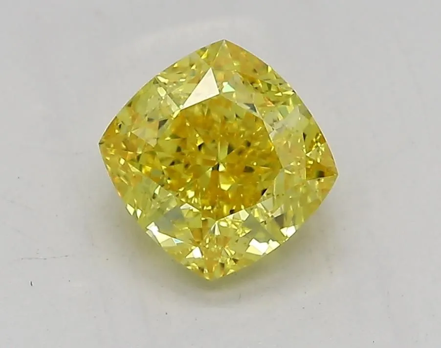 1.21ct CUSHION Fancy Vivid Yellow VVS2 Coloured Lab diamond