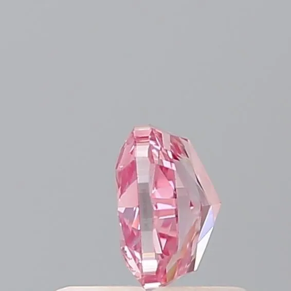 0.64ct CUSHION Fancy Vivid Pink SI1 Coloured Lab diamond