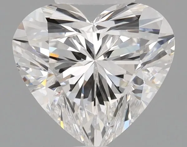 1.01ct HEART D VVS2 Lab diamond