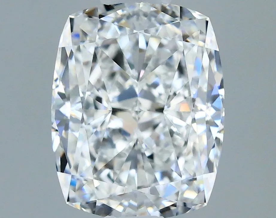 0.77ct CUSHION E VVS1 Natural diamond