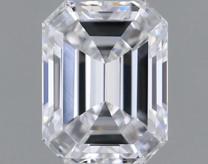 0.40ct EMERALD D VVS2 Natural diamond