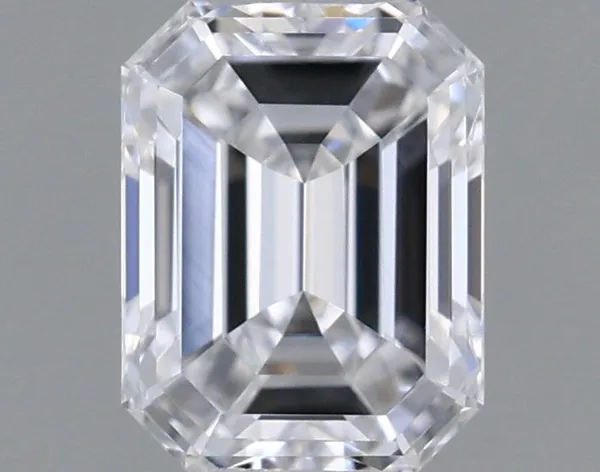 0.4ct EMERALD D VVS2 Natural diamond