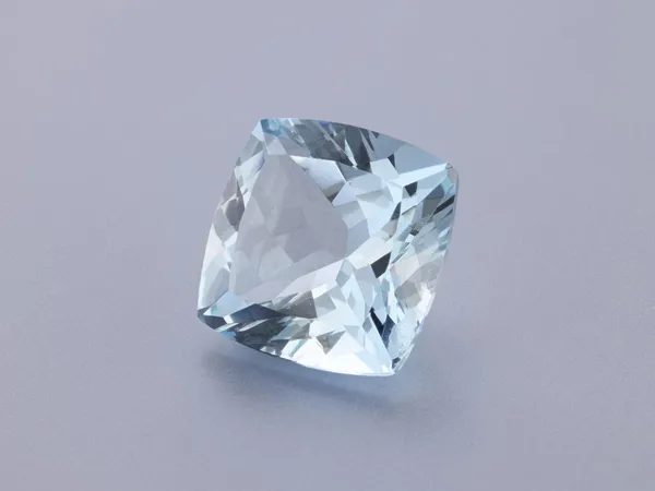 3.75ct Blue Aquamarine, Cushion cut gemstone