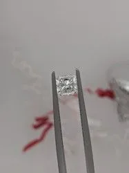 0.71ct RADIANT E VS1 Natural diamond