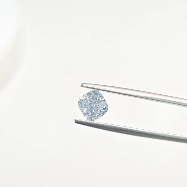 1.13ct CUSHION Fancy Light Blue VVS2 Coloured Lab diamond