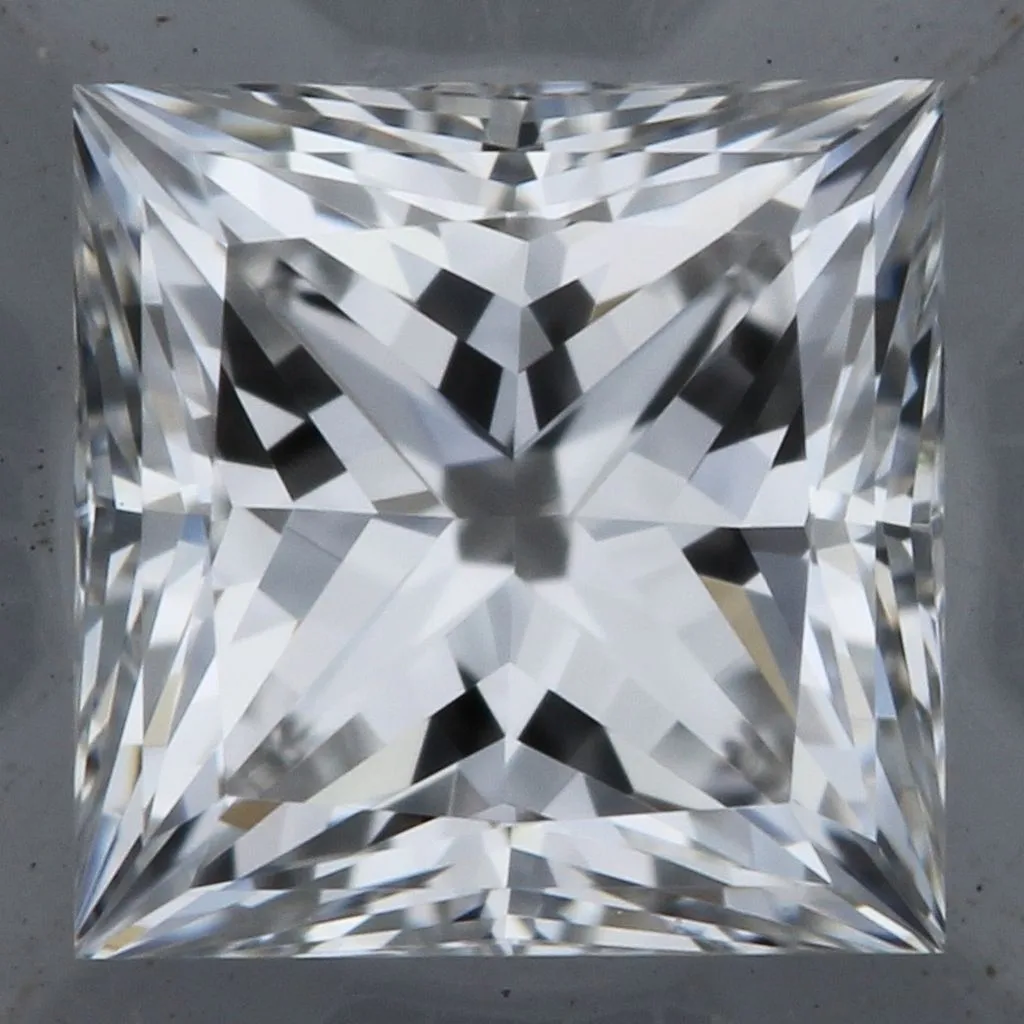 0.31ct PRINCESS D VS1 Natural diamond