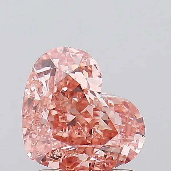 1.6ct HEART Fancy Vivid Pink VVS2 Coloured Lab diamond