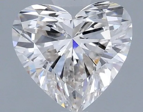 1.01ct HEART G VVS2 Lab diamond
