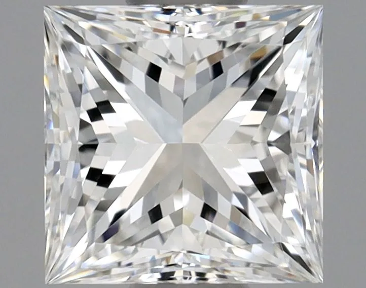0.70ct PRINCESS E IF Natural diamond