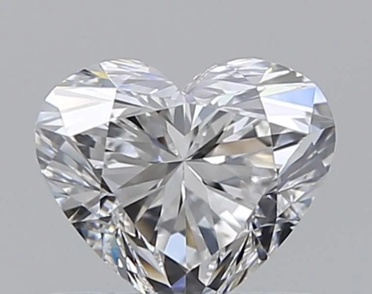 0.59ct HEART E VVS2 Natural diamond