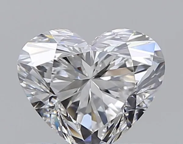 0.59ct HEART E VVS2 Natural diamond