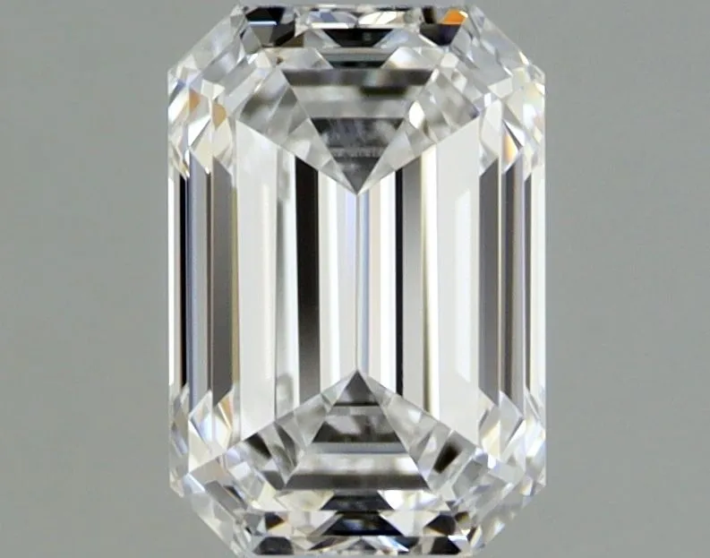 0.38ct EMERALD D VVS1 Natural diamond