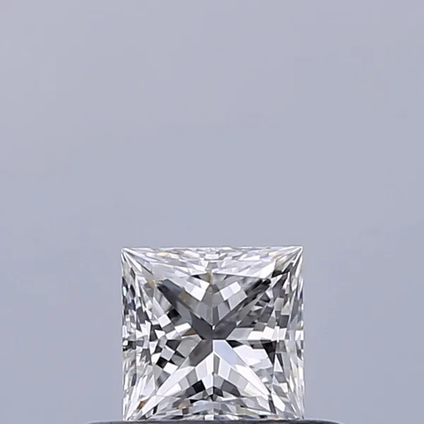 0.31ct PRINCESS E VVS2 Natural diamond