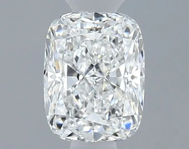 0.30ct CUSHION E VVS1 Natural diamond