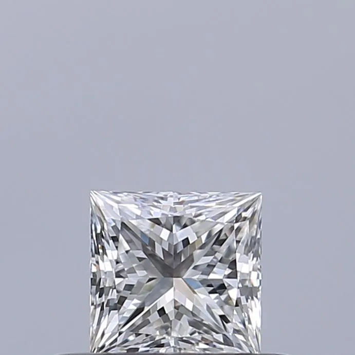 0.32ct PRINCESS D VVS1 Natural diamond