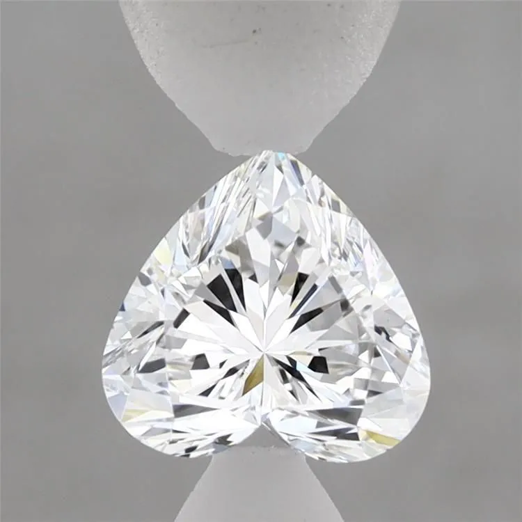 1.05ct HEART D VVS2 Lab Grown diamond