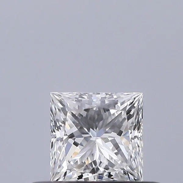 0.32ct PRINCESS E VVS1 Natural diamond