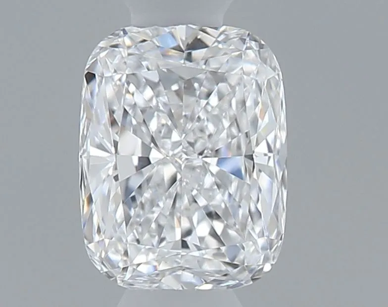 0.32ct CUSHION D VVS1 Natural diamond