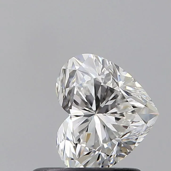 0.72ct HEART E VVS1 Natural diamond