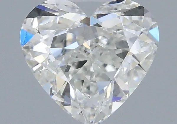 0.41ct HEART G VS1 Natural diamond