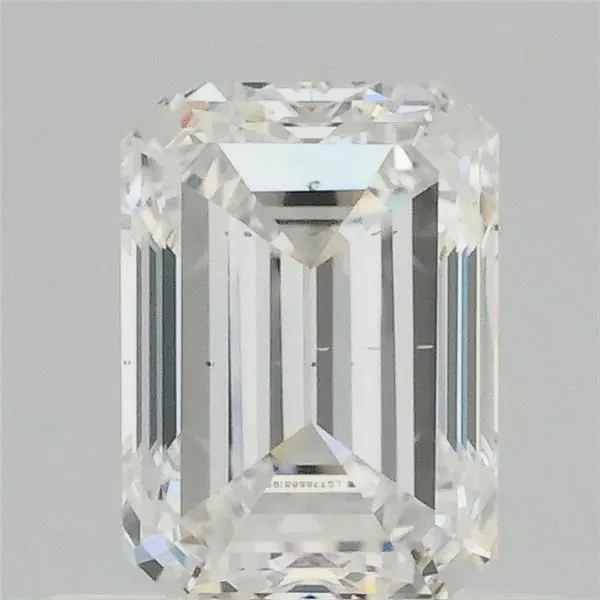 0.68ct EMERALD E VS2 Lab Grown diamond