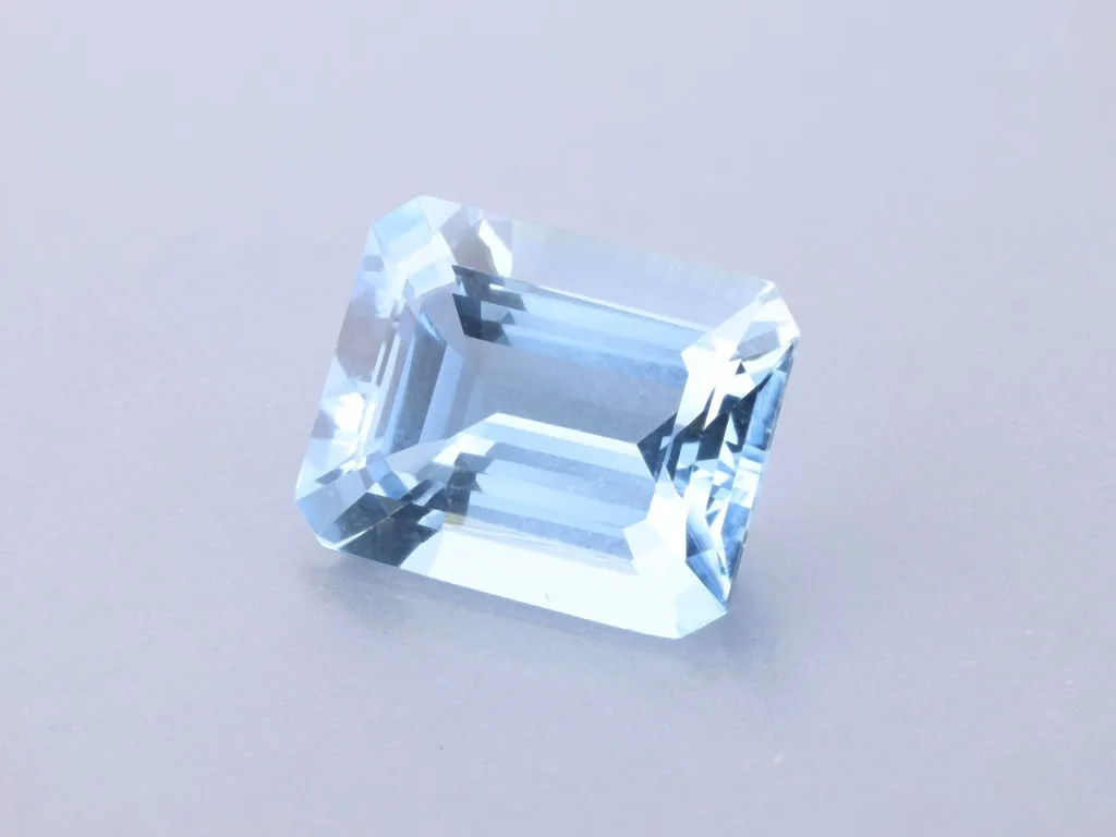2.88ct Blue Aquamarine, Emerald Cut gemstone