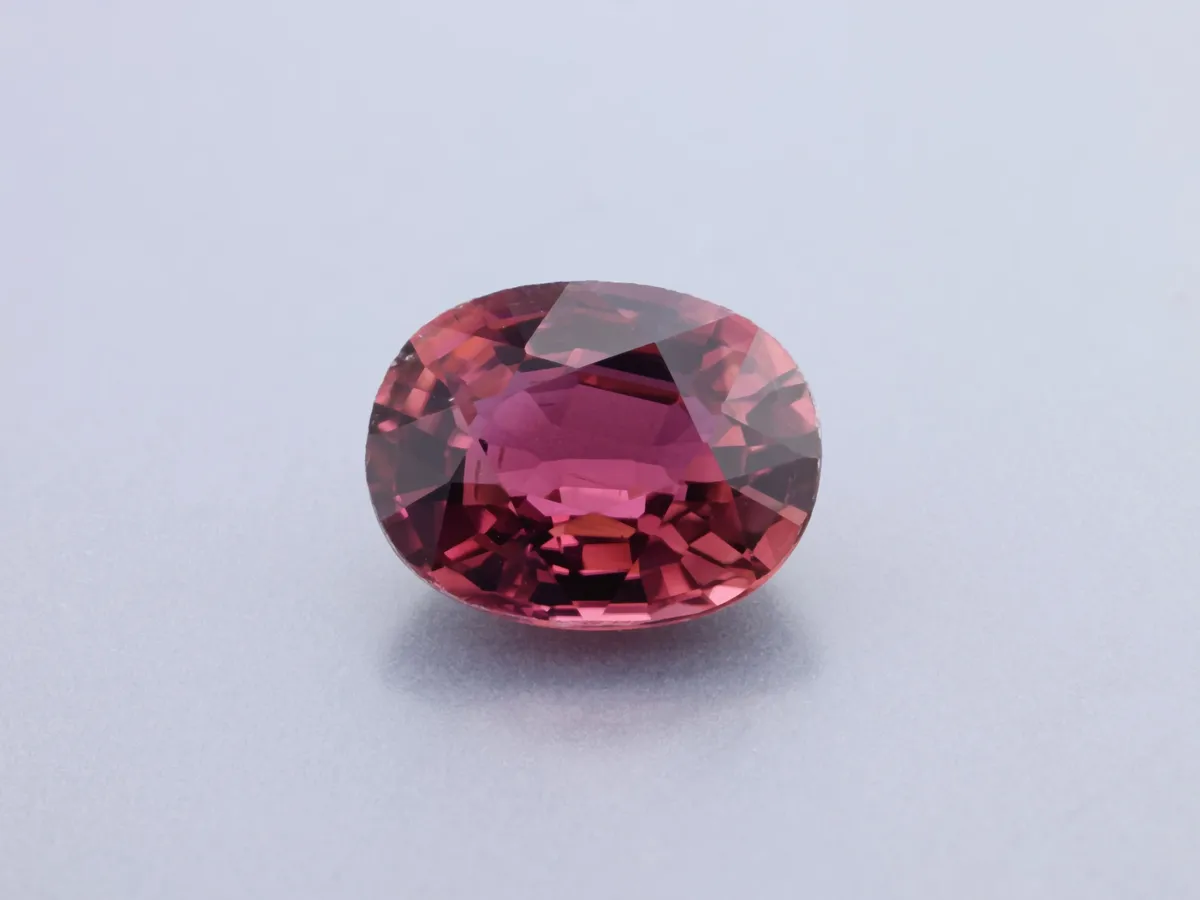 1.2ct Pink Tourmaline, Oval gemstone