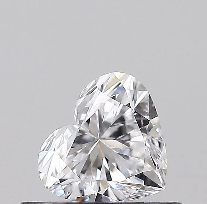 0.41ct HEART D VS2 Natural diamond