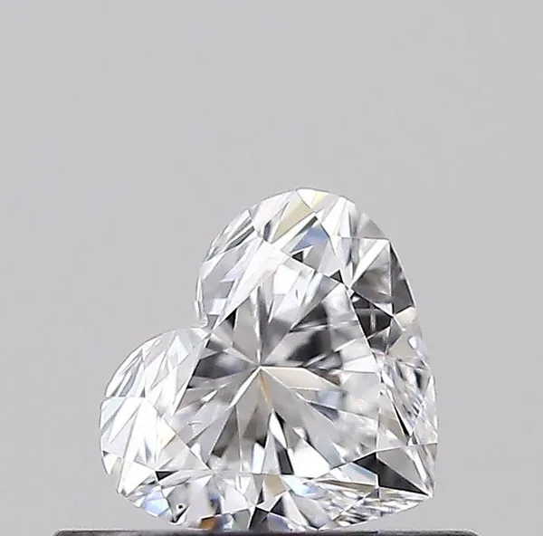 0.41ct HEART D VS2 Natural diamond