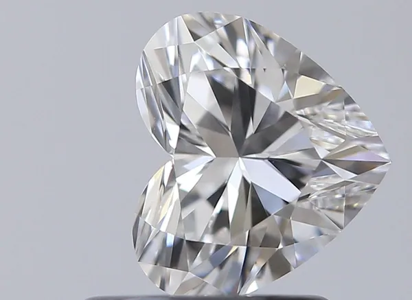 0.82ct HEART G VVS1 Natural diamond