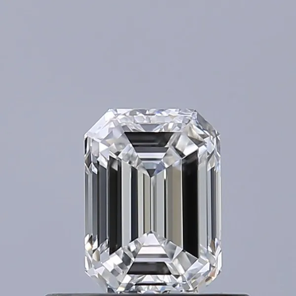 0.51ct EMERALD E VVS2 Natural diamond
