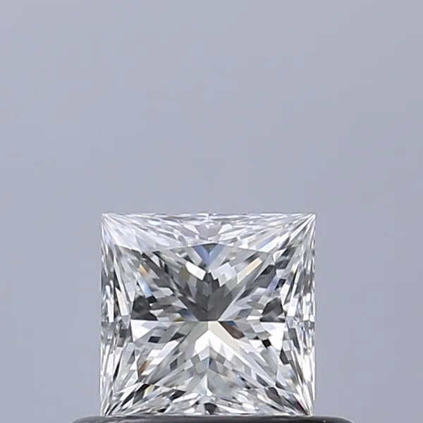 0.42ct PRINCESS E VVS1 Natural diamond